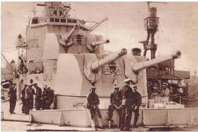 Forward gun deck of the SYDNEY